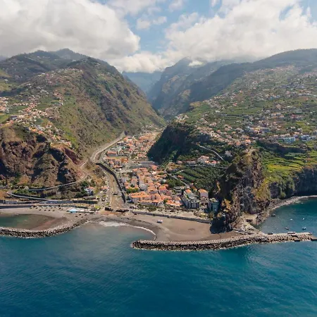 Fjord By Madeira Dream *